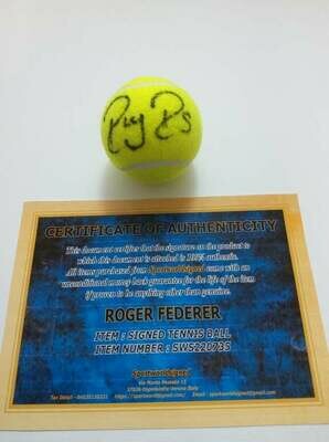 Pallina Tennis Ball Roger Federer RF Signed Autografata Signed with COA certificate of authenticity
