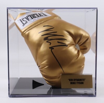 Mike Tyson Guantone Autografato  Signed Everlast Golden Boxing Glove with Display Case AUTOGRAFO PAIO DI GUANTI ORO Pair of Everlast Golden Boxing Gloves  PSA Cerficato Certificate
