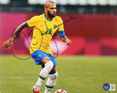 Dani Alves Signed Brazil 8x10 Photo  Foto Autografata Dani Alves Signed Autograph Hand SIgned