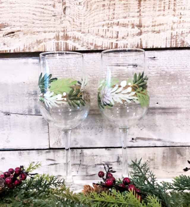 Hand painted Pine Wreath with White Berries Stemmed glass