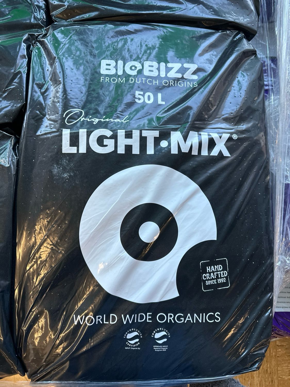Biobizz light mix 50l