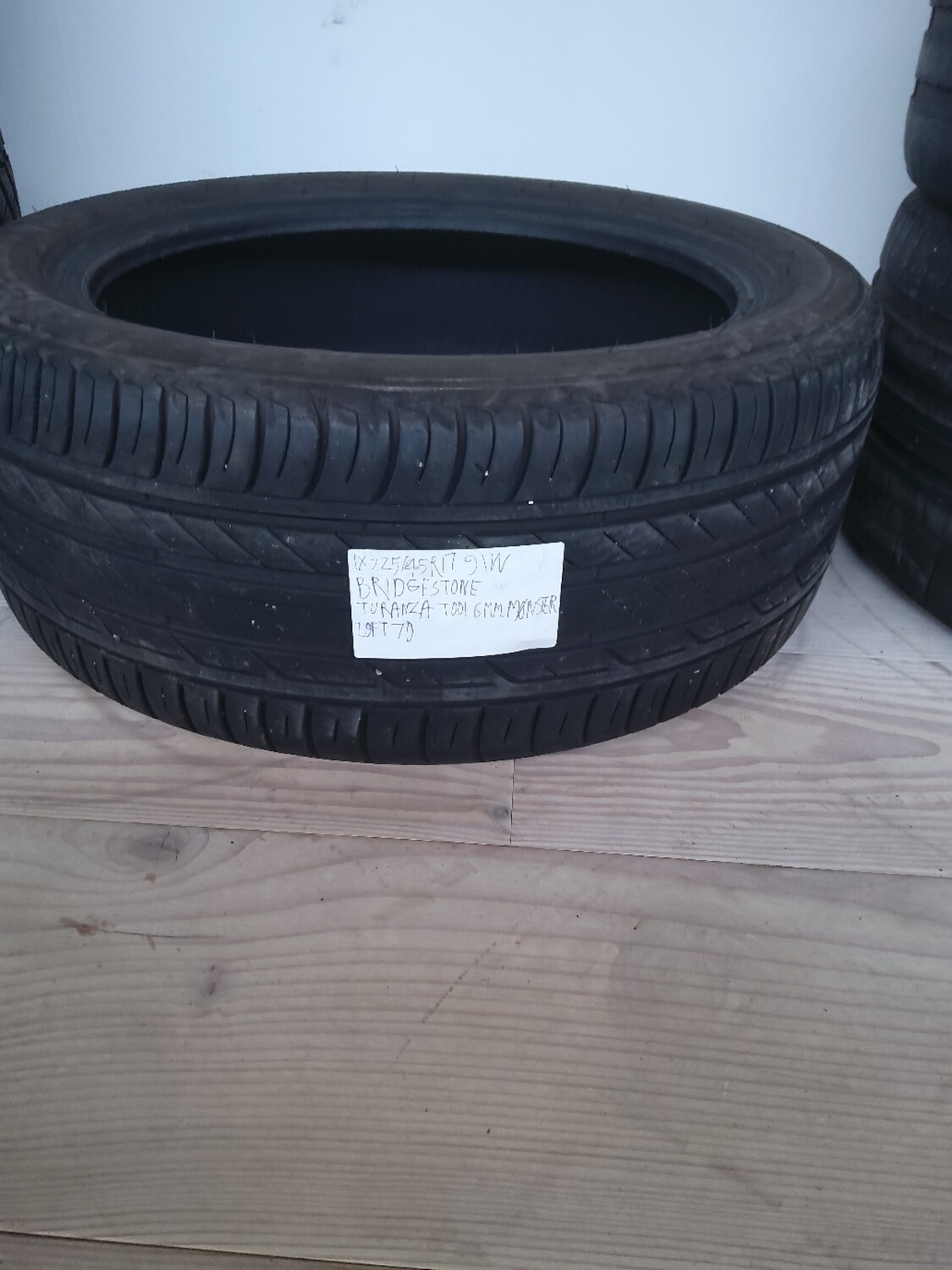 1×225/45R17 91W BRIDGESTONE TURANZA T001 6MM.MØNSTER