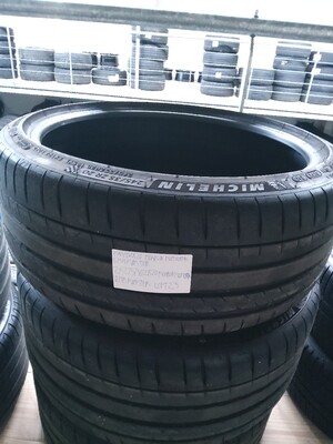 1×245/35ZR20 MICHELIN PILOTSPORT 4S 6MM.MØNSTER 2×275/30ZR20 MICHELIN PILOT SPORT 4S  7MM.MØNSTER