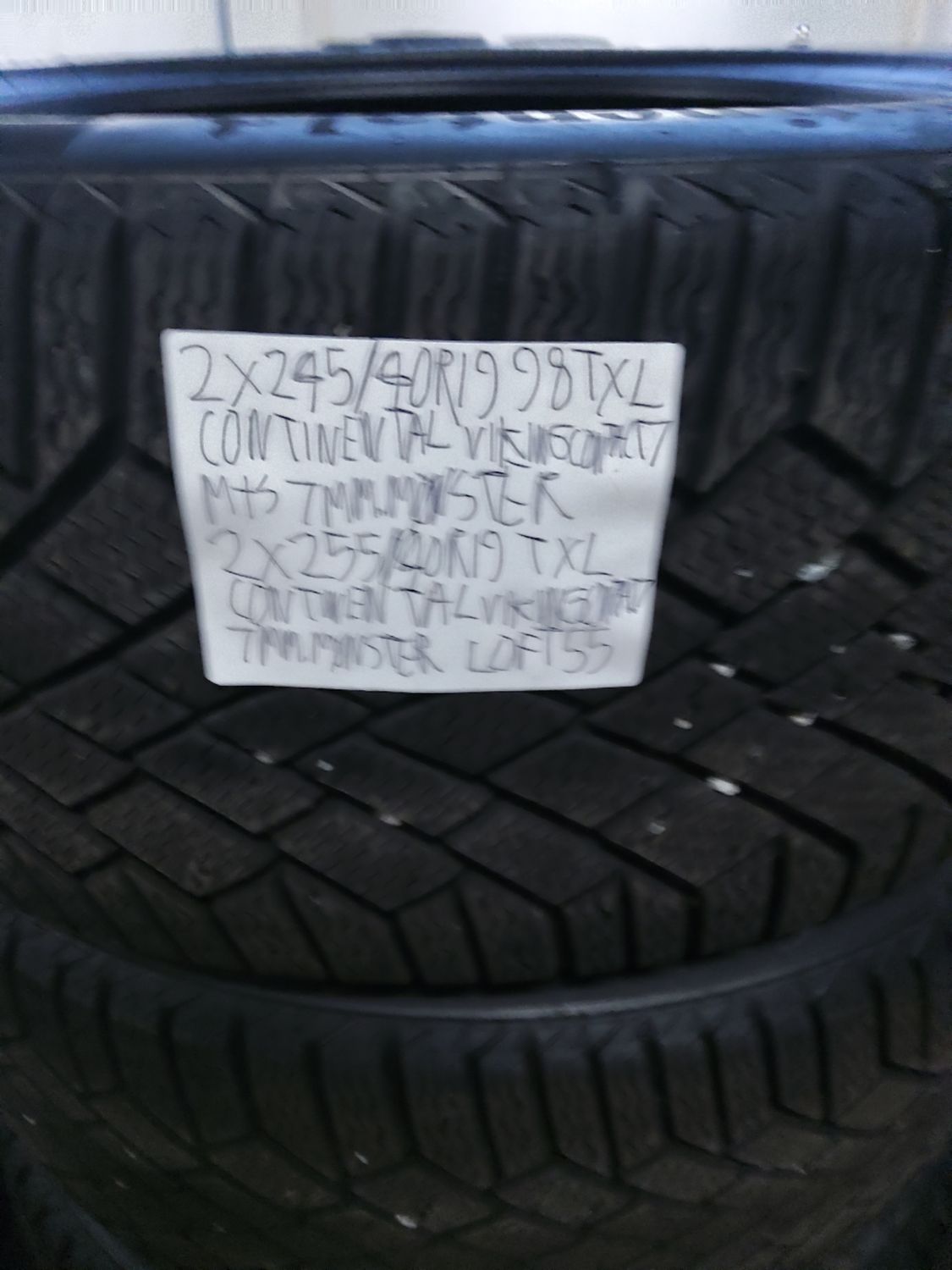 2×245/40R19 98T XL CONTINENTAL VIKINGCONTACT7 M+S 7MM.MØNSTER 2×255/40R19 T XL CONTINENTAL VIKINGCONTACT7 M+S 7MM.MØNSTER