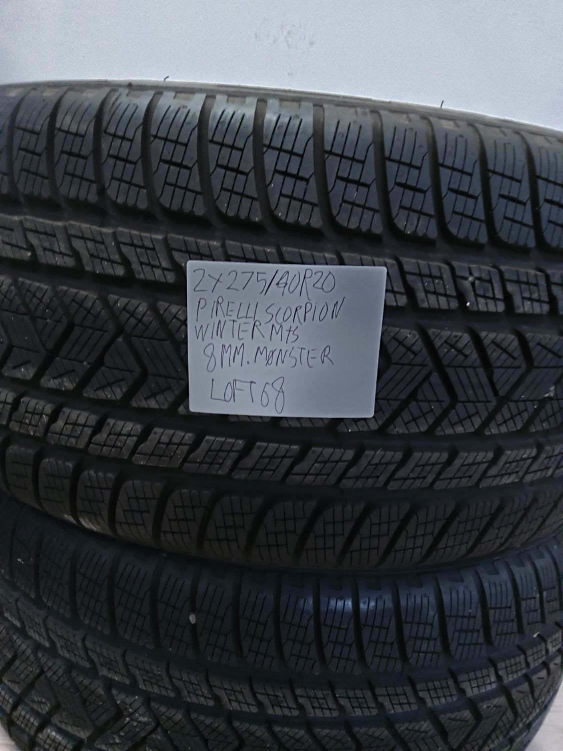 2×275/40R20 PIRELLI SCORPION WINTER M+S 8MM.MØNSTER