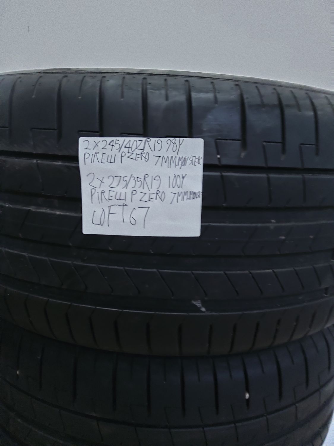 2×245/40ZR19 98Y PIRELLI P ZERO 7MM.MØNSTER 2×275/35R19 100Y PIRELLI P ZERO 7MM.MØNSTER