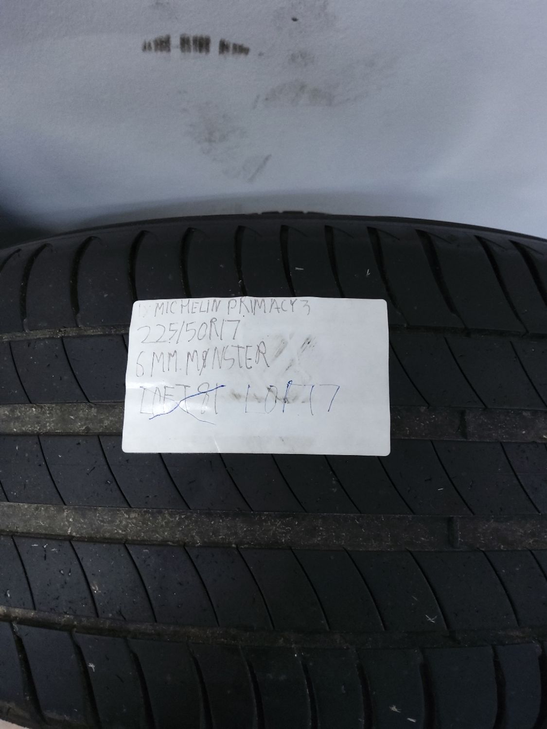 1×MICHELIN PRIMACY 3 225/50R17 6MM.MØNSTER