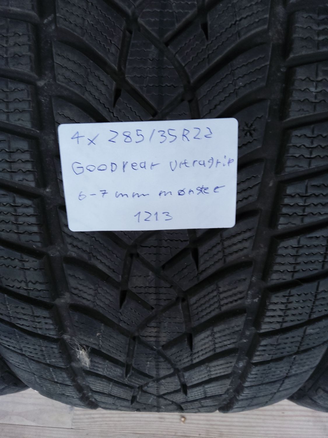 4×285/35R22 GOODYEAR ULTRAGRIP 6-7MM.MØNSTER VINTERDÆK