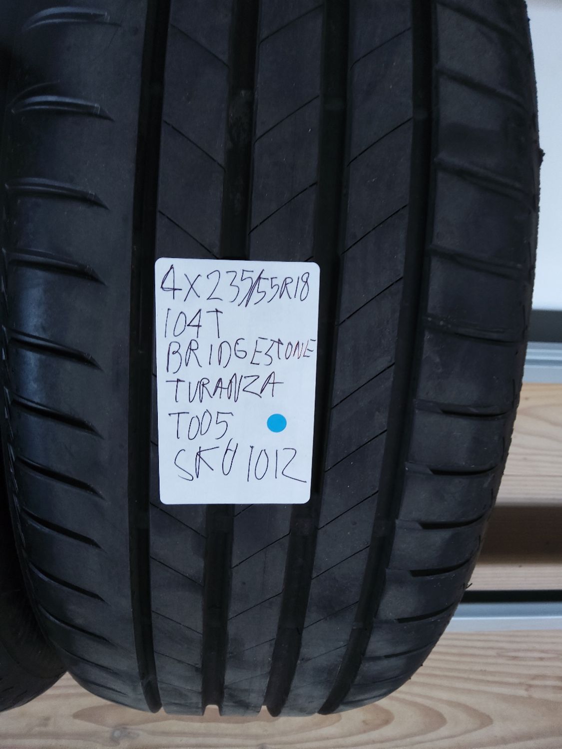 4×235/55R18  104T BRIDGESTONE TURANZA T005