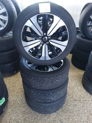 Volvo XC40 VINTERHJUL 19&quot;