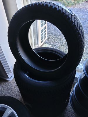 ContiWinterContact 255/45R19 XL vinterdæk med pigge
