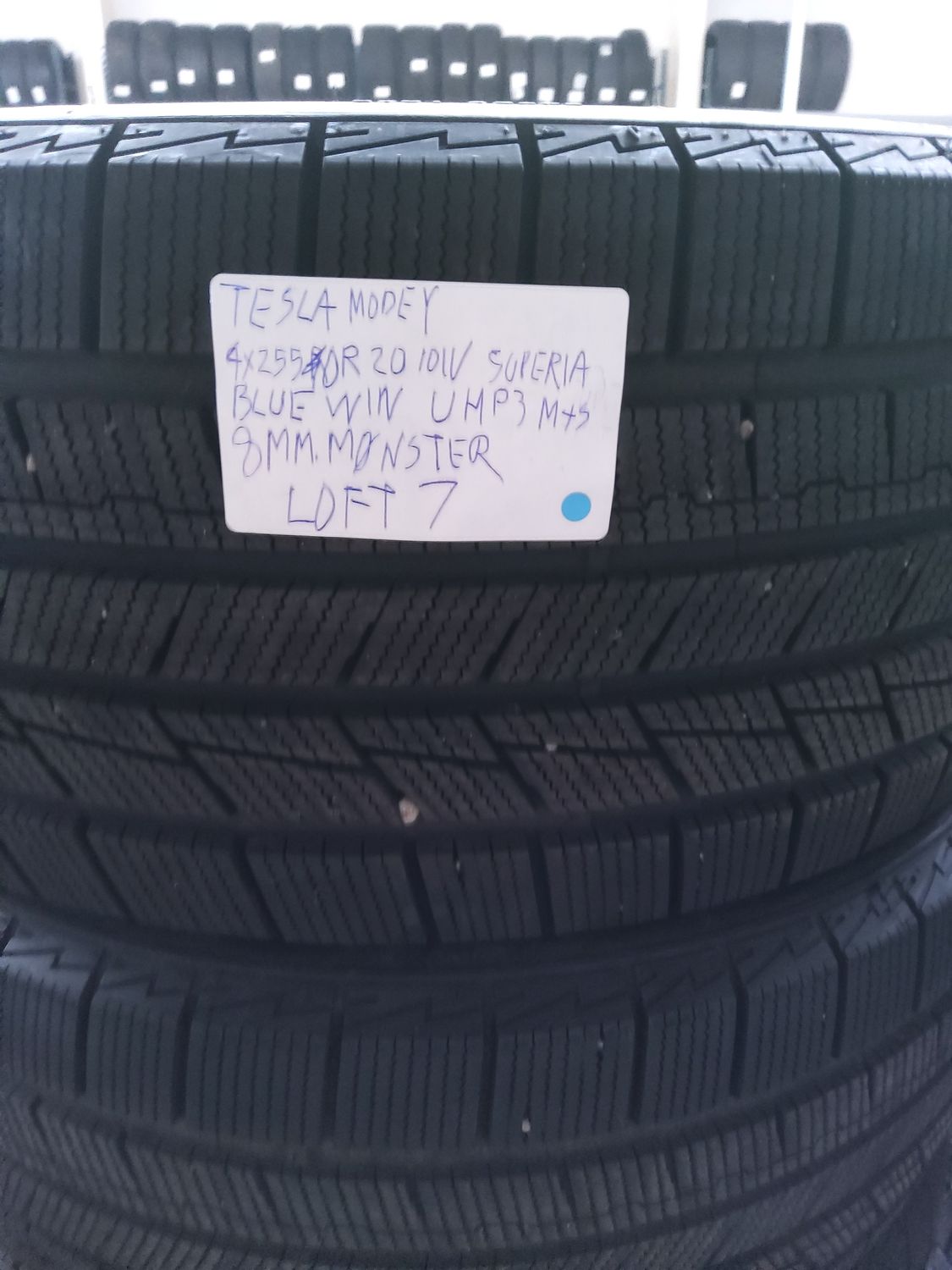 TESLA MODEL Y VINTERDÆK 4×255/40R20 101V SUPERIA BLUEWIN UHP3 M+S 8MM.MØNSTER
