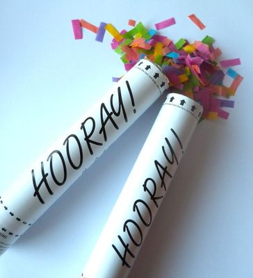 2 x Confetti Cannons - Rainbow Strips 2 x Confetti Cannons - Rainbow Strips