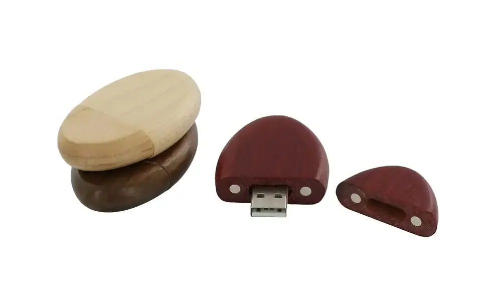 Ovaler USB Stick aus Holz