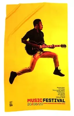 Mikrofaser Handtuch aus rPET (recycelt) mit Logo als Werbeartikel