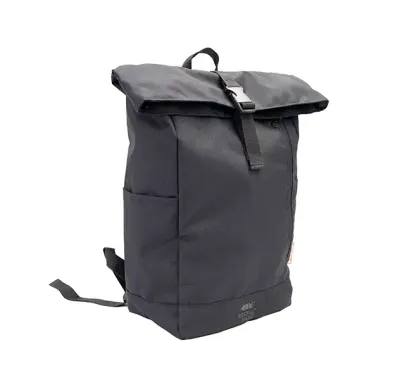 Basic Rolltop-Rucksack aus recyceltem Polyester in schwarz, blau und grün mit Transferdruck als Werbeartikel mit Logo