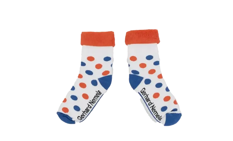 Kinder-Socken aus Bio-Baumwolle mit eigenem Design als Werbegeschenk für Familien mit Logo