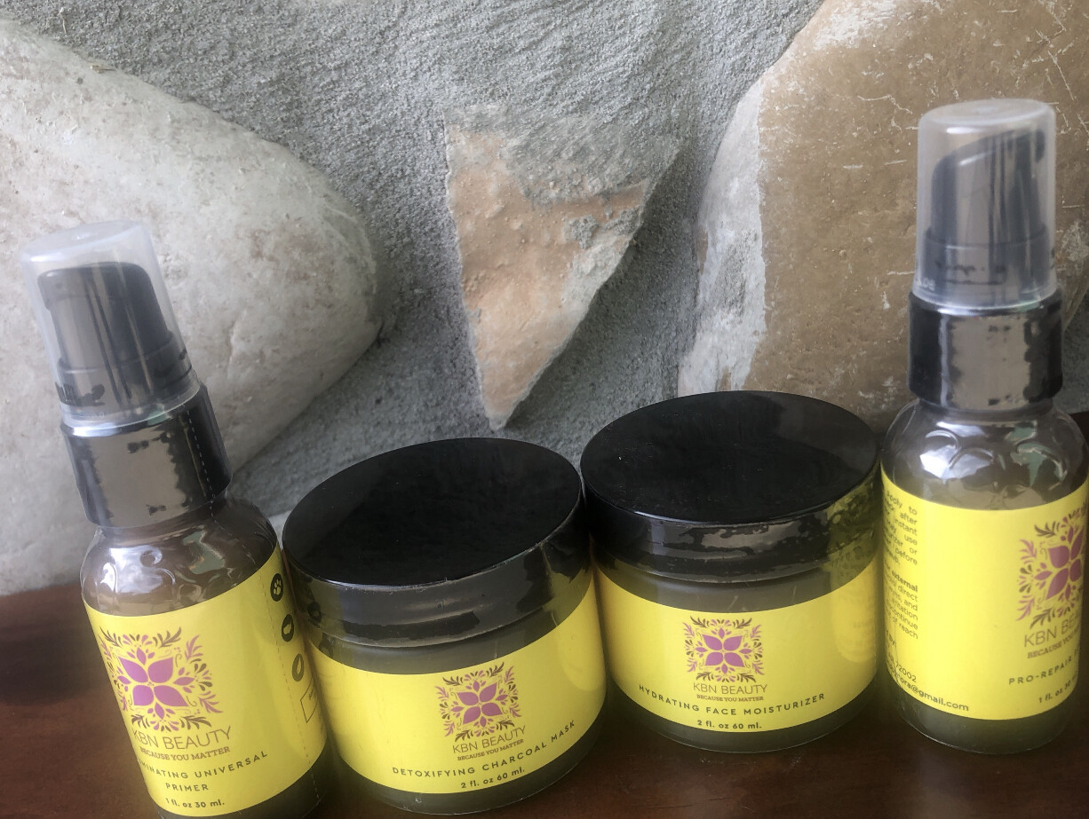 JEM Beauty Box (Joy Every Month)