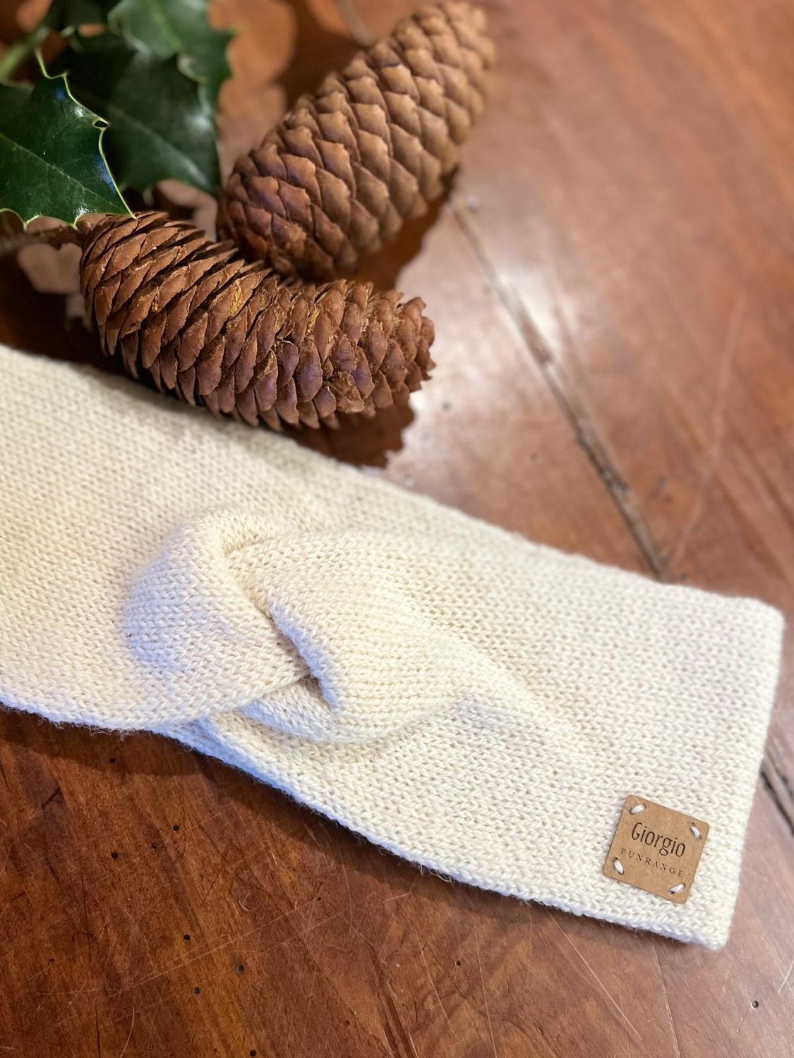 Alpaka Wollstirnband verdreht, Wähle dein Tier: Giorgio