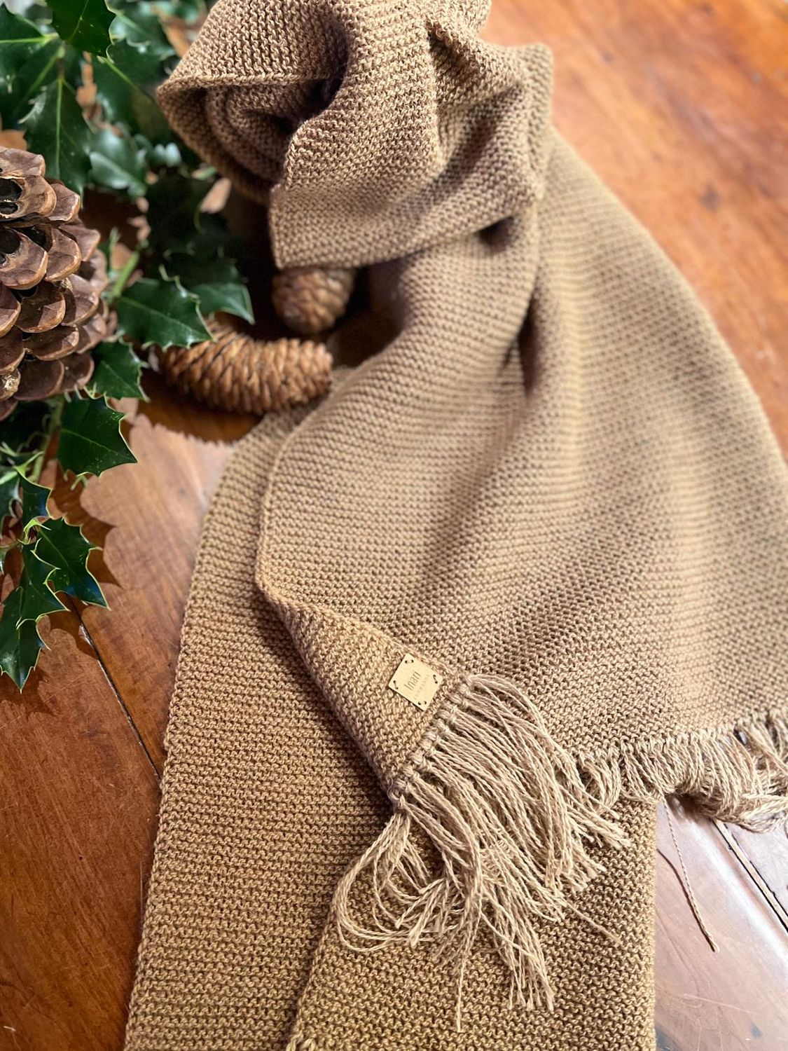 Scarf long with fringes, Wähle dein Tier: Inari