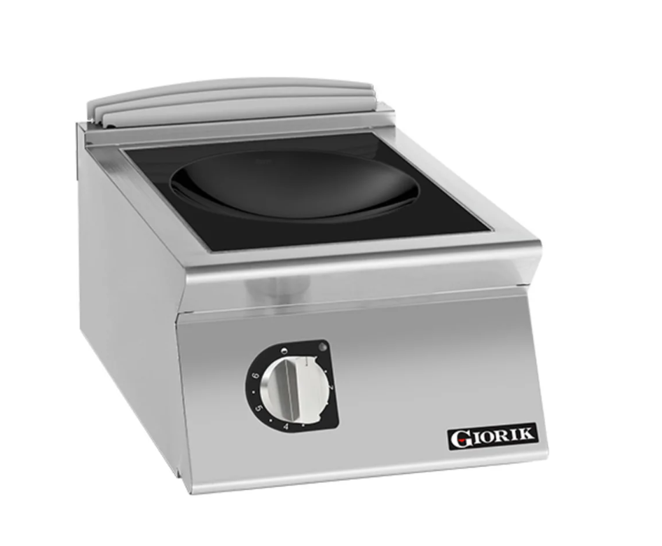 Giorik 700 Series 800mm wide Smooth Satin Satin Chrome Gas Frytop