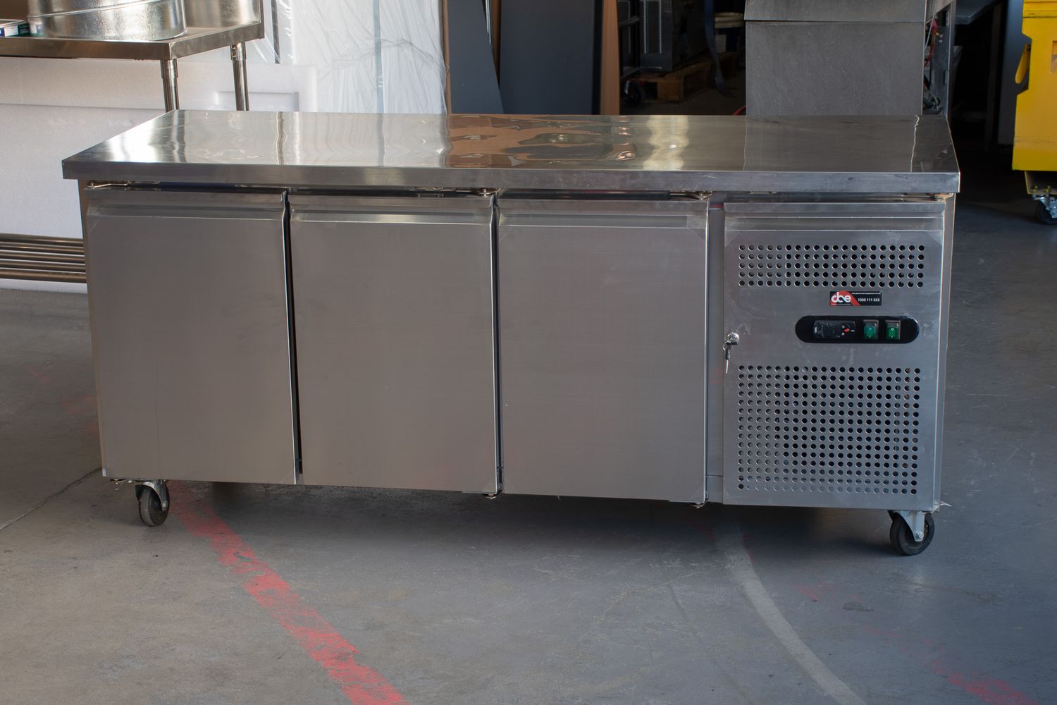 125022 3 DOOR FRIDGE