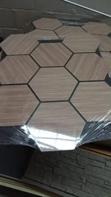 Wood haxagonal panels sound insulation