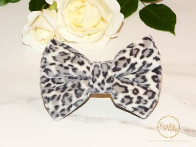 SNOW LEOPARD DOG BOW TIE SNOW LEOPARD DOG BOW TIE