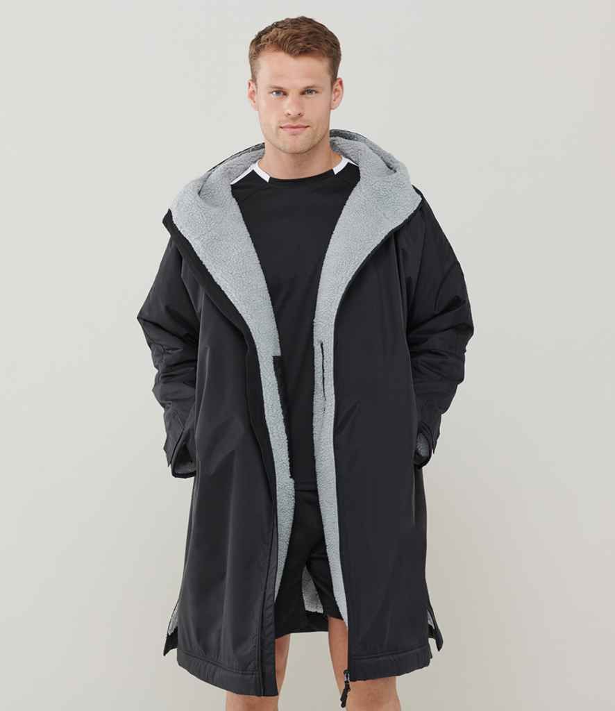 Parkview Hockey Club - Team Kit 2024 - All Weather Robe - ADULT SIZE