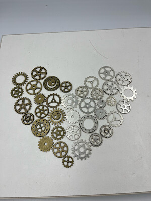 Assorted Steampunk Gears,40 Units, Mixed Colours.