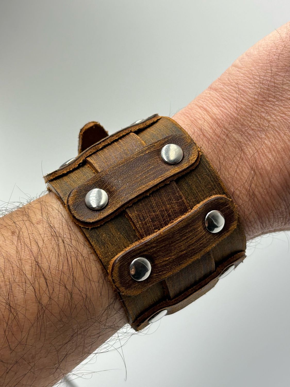Brown Genuine Leather Armband With Studs
