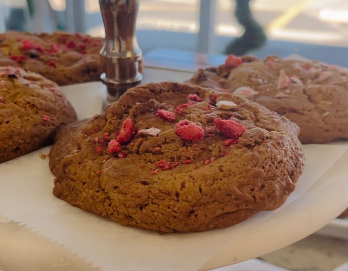 Strawberries and Cream Cookies