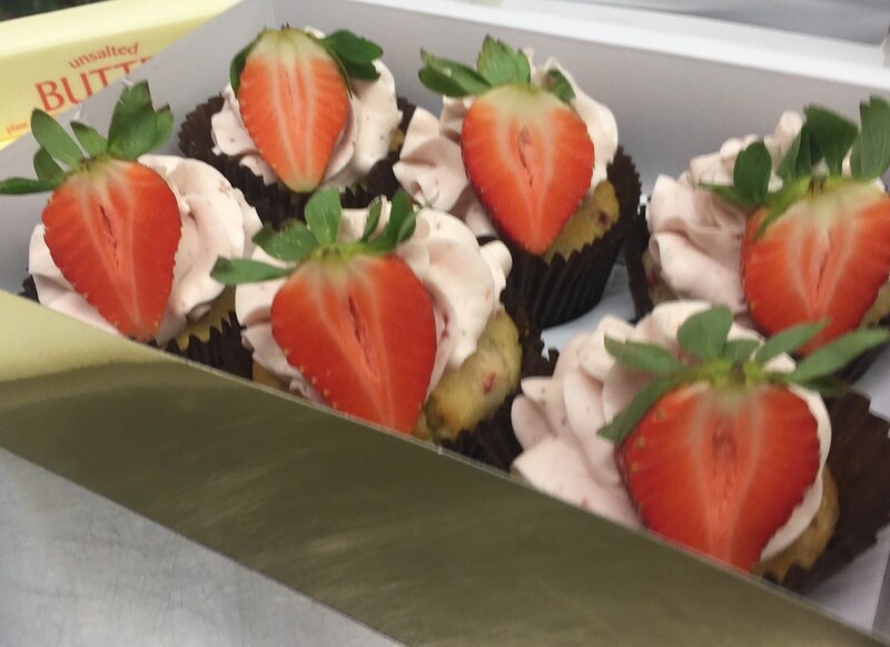 Fresh strawberry cupcakes at Chic Sweets Bakery in Houston – scratch-made with real butter and natural ingredients.