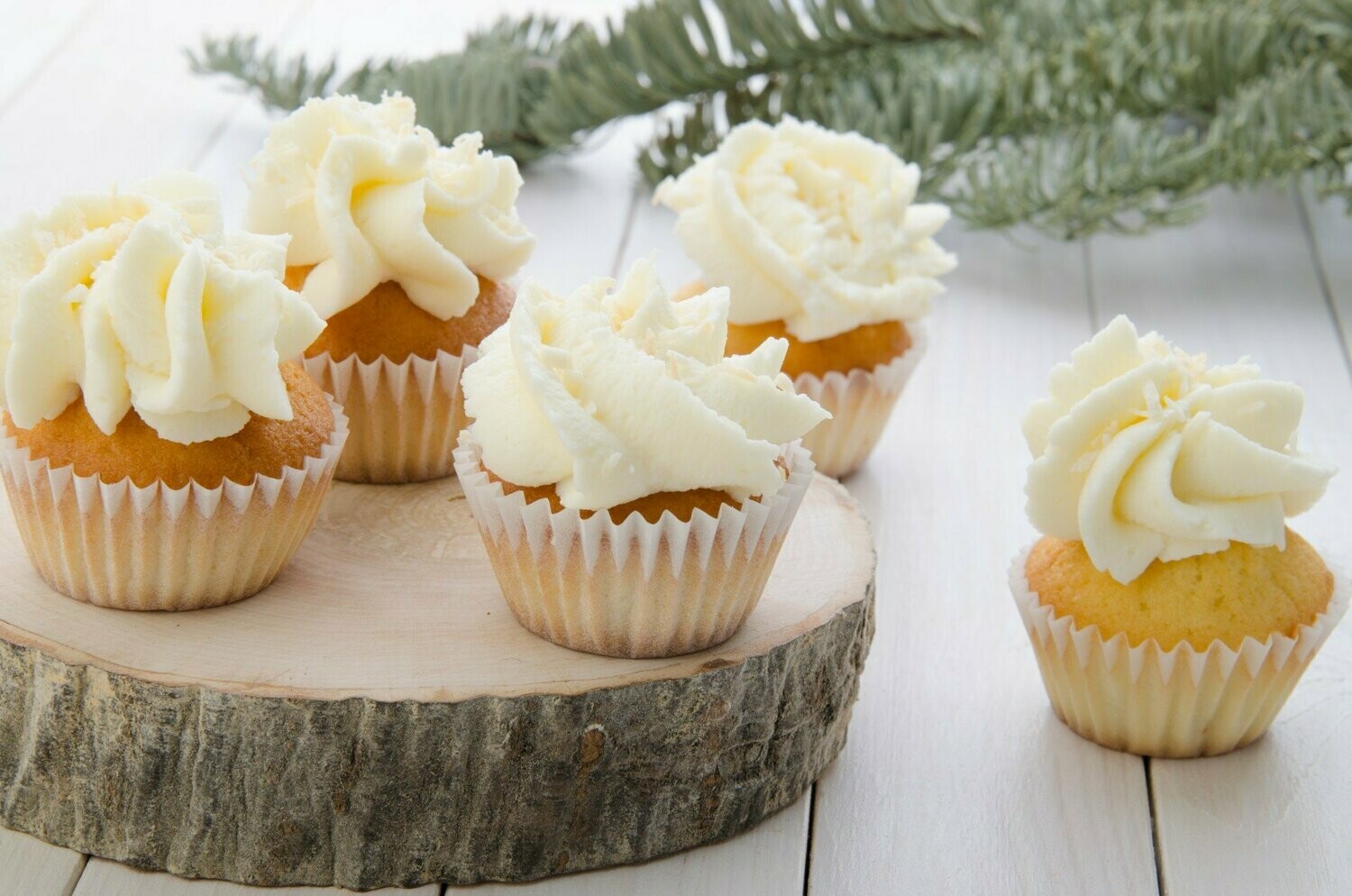 Coconut Cream Cupcakes