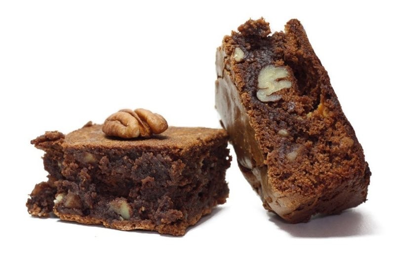 Fresh Chocolate Brownies with Pecans at Cic Sweets Bakery in Houston – scratch-made with real butter and natural ingredients.