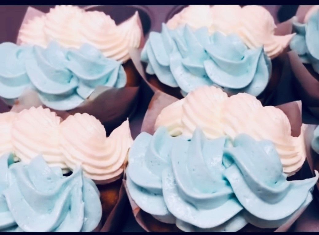 Wedding Cupcakes Almond flavored)