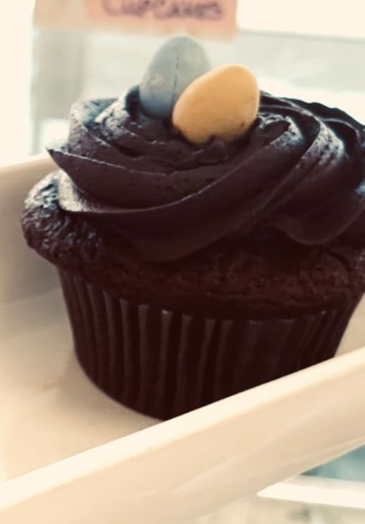 Chocolate Easter Egg Cupcakes Chocolate Easter Egg Cupcakes