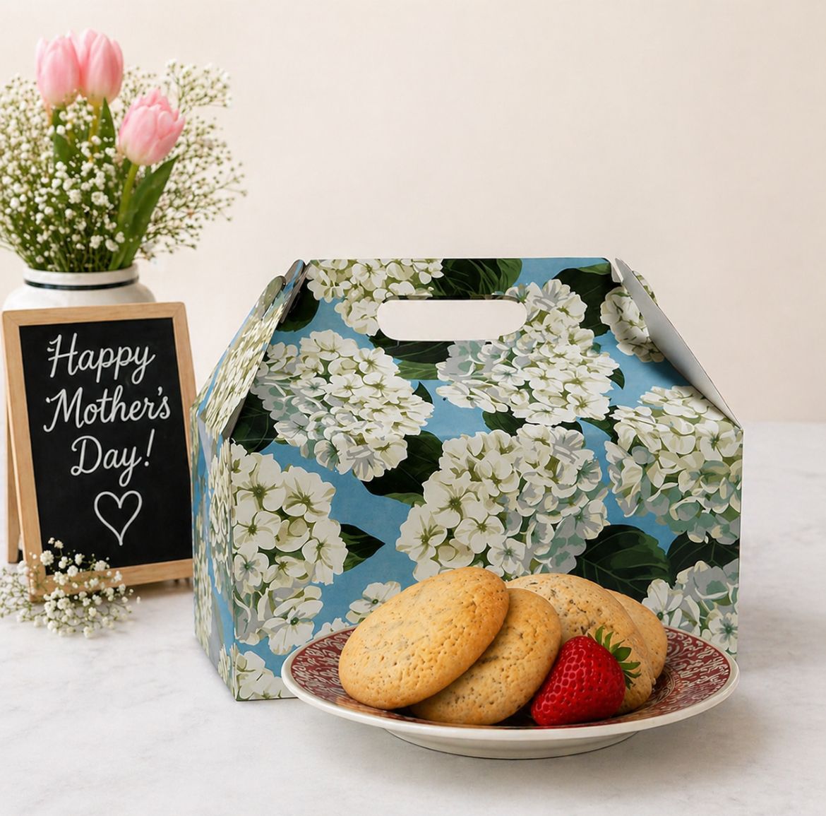 Bold and Beautiful teacake gift box