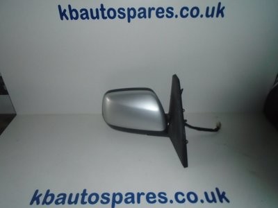 Toyota Rav4 2005 Drivers side electric wing mirror in silver..click for info