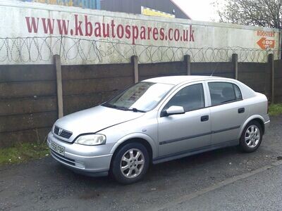 vauxhall astra 2001 1.6 p breaking for spares..click for info