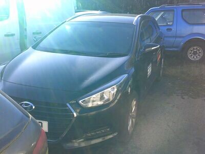 hyundai i40 estate 2018 1.7 crdi breaking for spares..click for info