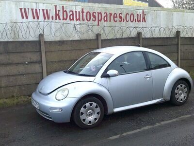 volkswagen beetle 2005 1.6 p breaking for spares..click for info