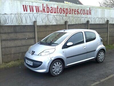 peugeot 107 2008 1.0 p breaking for spares..click for info