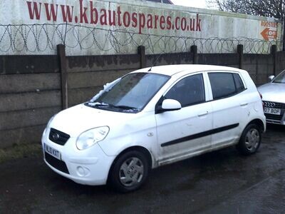 kia picanto 2010 1.0 p breaking for spares..click for info