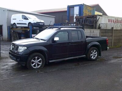 nissan navara 2009 2.5 dci breaking for spares..click for info