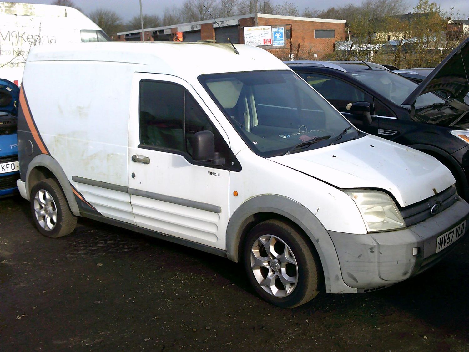 ford transit connect 2007 1.8 tdci breaking for spares..click for info
