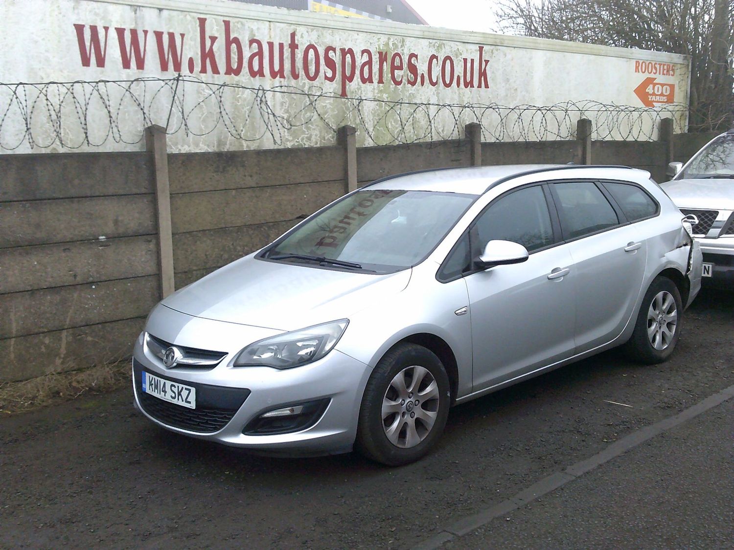 vauxhall astra 2014 1.6 cdti breaking for spares..click for info