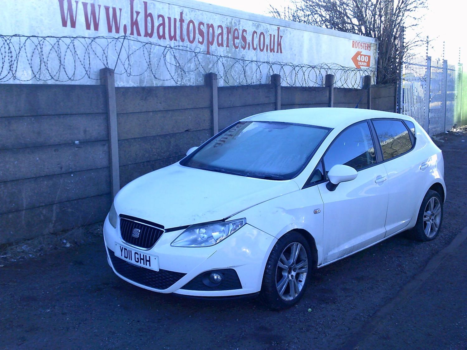 seat ibiza 2011 1.4 p breaking for spares..click for info