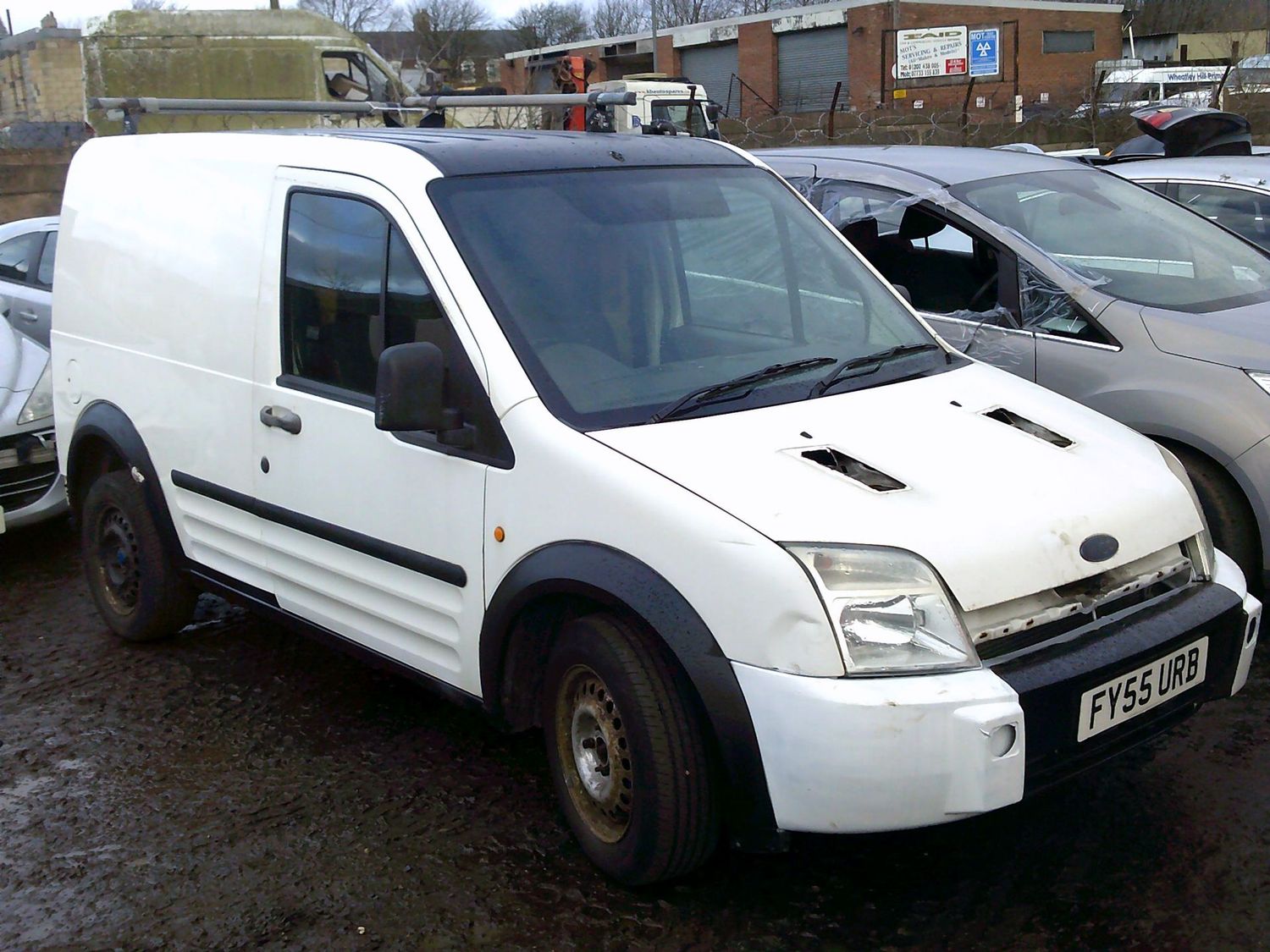 ford connect 2006 1.8 tdci breaking for spares..click for info