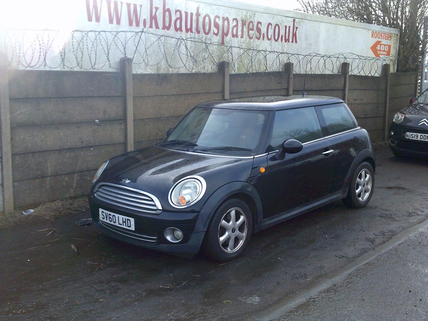 mini one 2010 1.6 p breaking for spares..click  for info